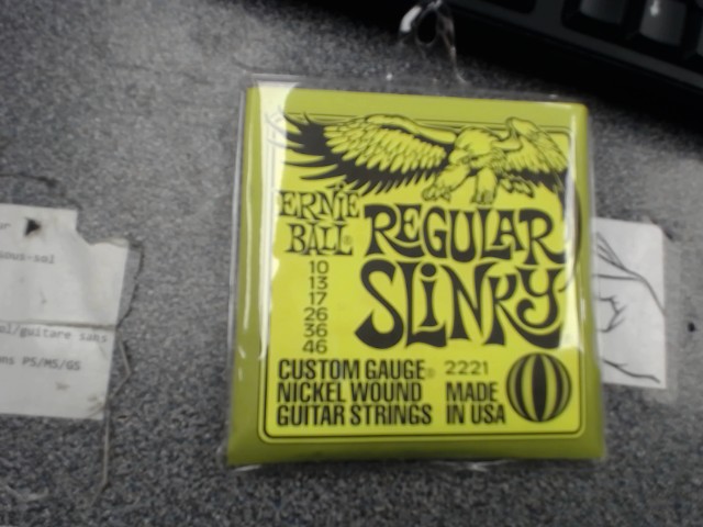 Ernie ball regular slinky