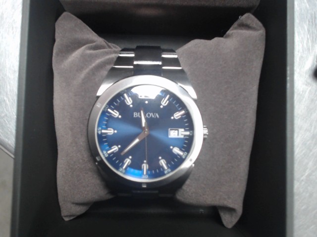 Montre bulova fond bleu dans boite