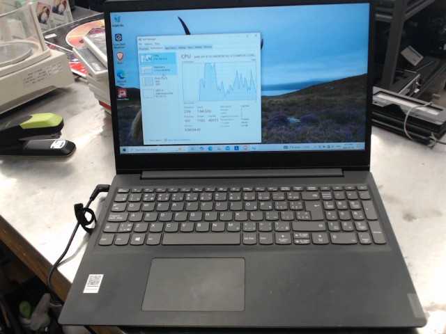 Laptop lenovo ideapas noir