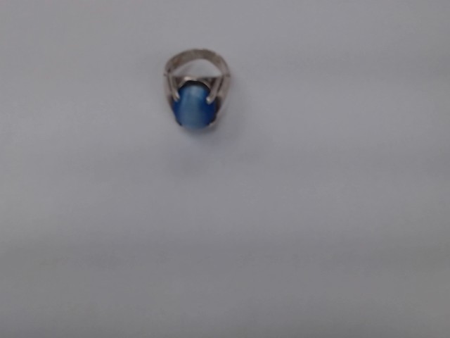 Bague en argent avec pierre bleu