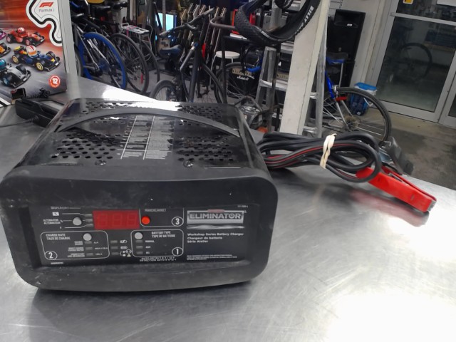 Chargeur de batterie s�rie atelier
