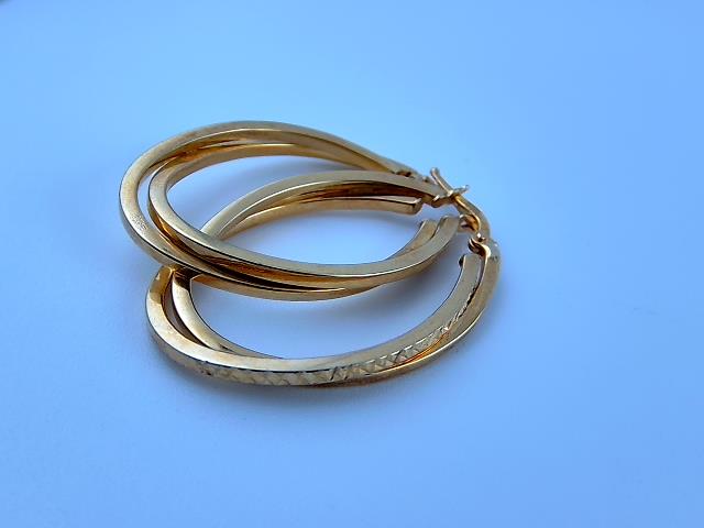 BOUCLES D OREILLES EN OR 10KT