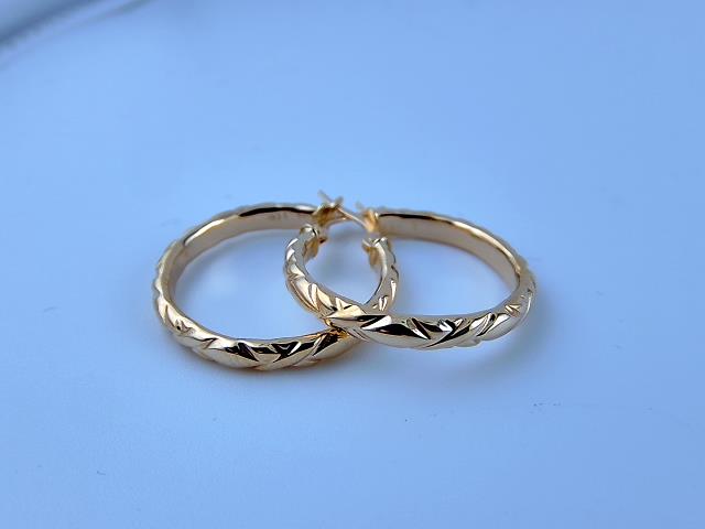 BOUCLES D OREILLES EN OR 10KT