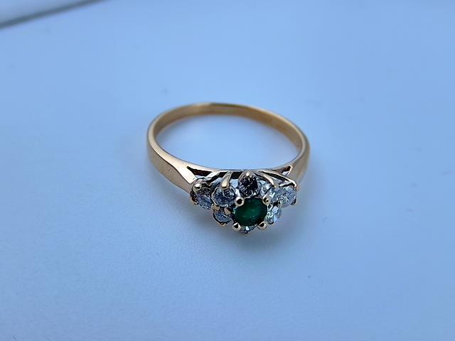 BAGUE EN OR 14KT AVEC DIAMANTS