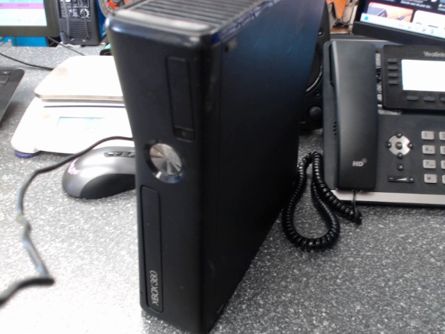 Console xbox 360+fils noman