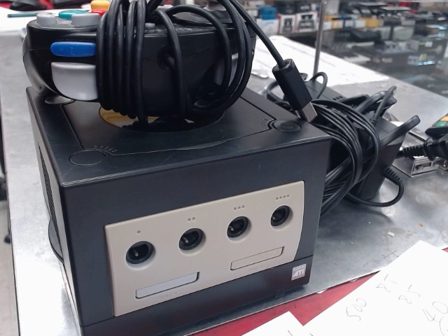 Console game cube