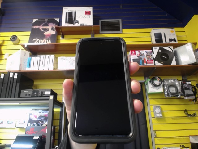 Cellulaire 128 go avec otterbox