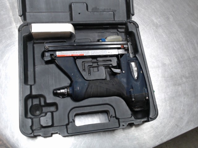 Gun a clou de finition pneimatique