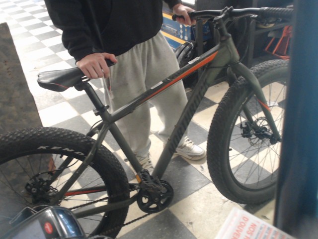 Velo de montagne phat tire