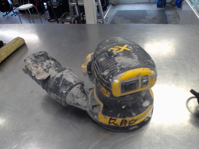Ponceuse dewalt xr 20v tool only