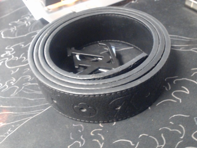 Ceinture louis vuitton imitation