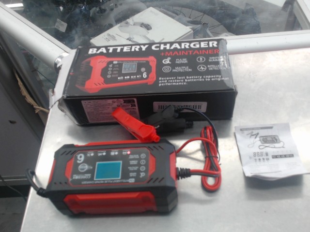 Chargeur de batterie auto avec boite
