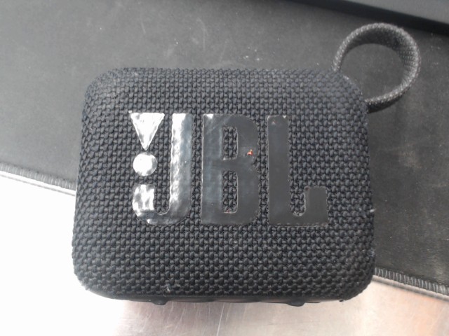 Enceinte jbl go 4