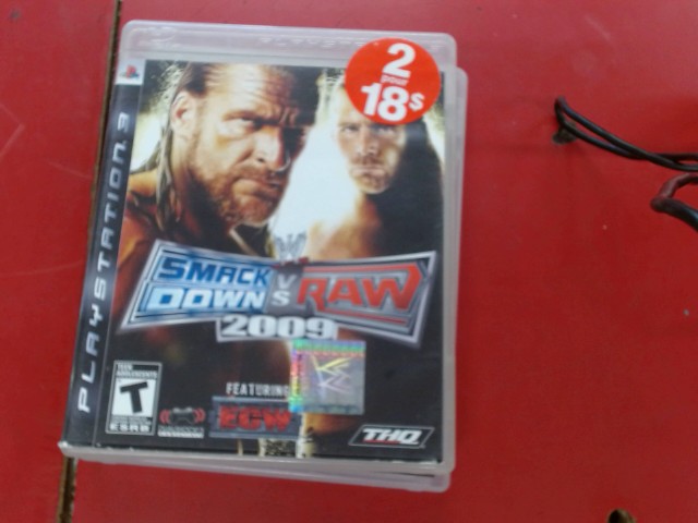Smack down vs raw