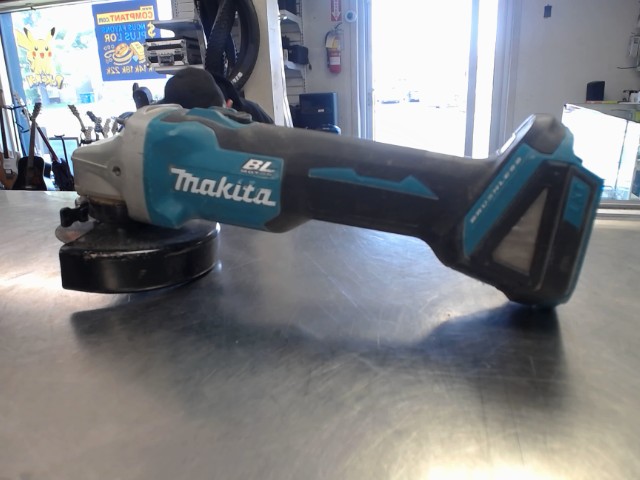 Grinder makita sans fil
