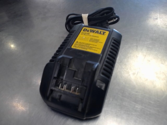 Chargeur dewalt 12v