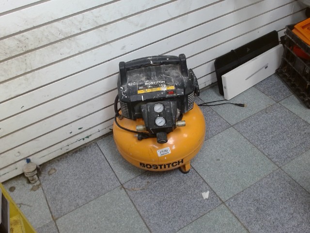 Compresseur 6 gallon