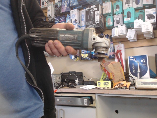 Grinder corded