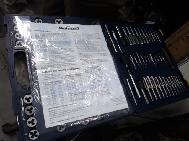 Kit douille tap die