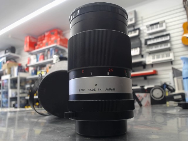 Lens f=135mm