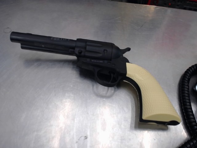 Pellet gun crosman fortify