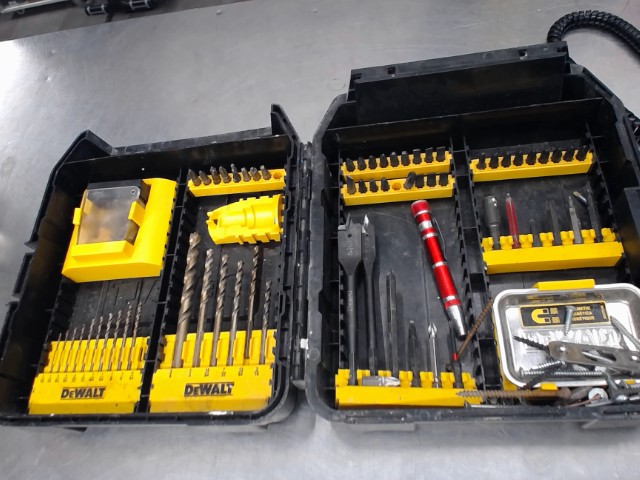 Drill bit kit en case noire