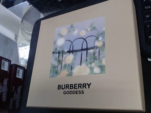 Burberry goddess eau de parfum 30ml+10ml