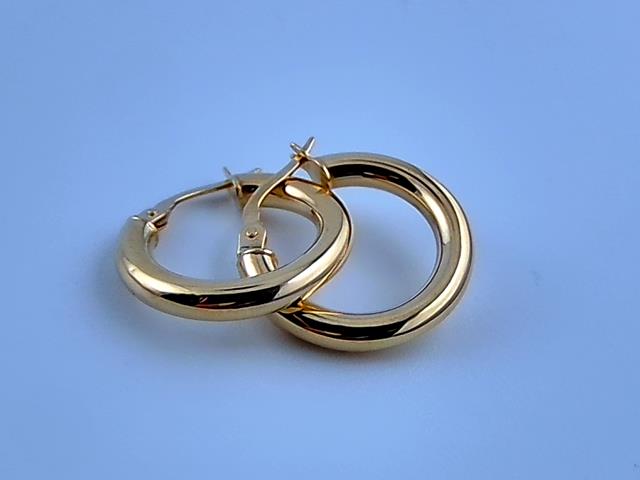BOUCLES D OREILLES EN OR 18KT
