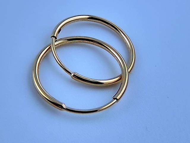 BOUCLES D OREILLES EN OR 10KT