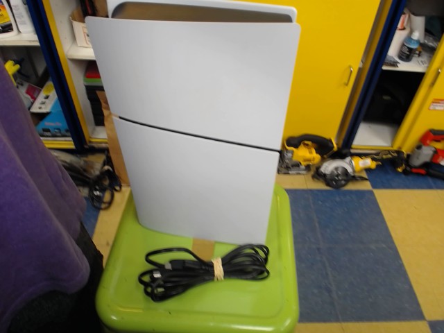 Ps5 slim avec fil sans manette