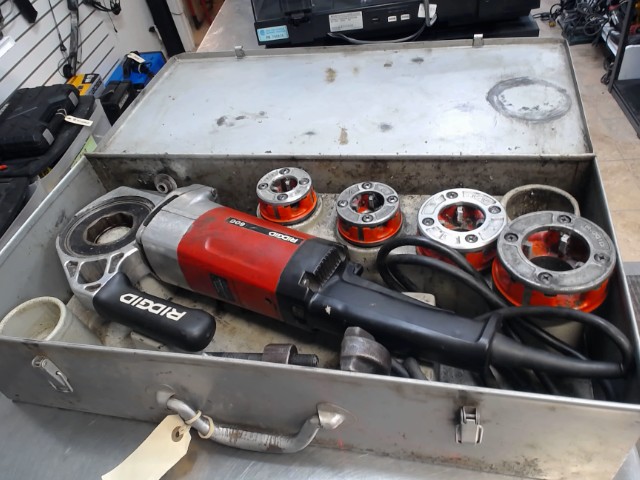 Pipe threader filaire + 4 t�tes ds case