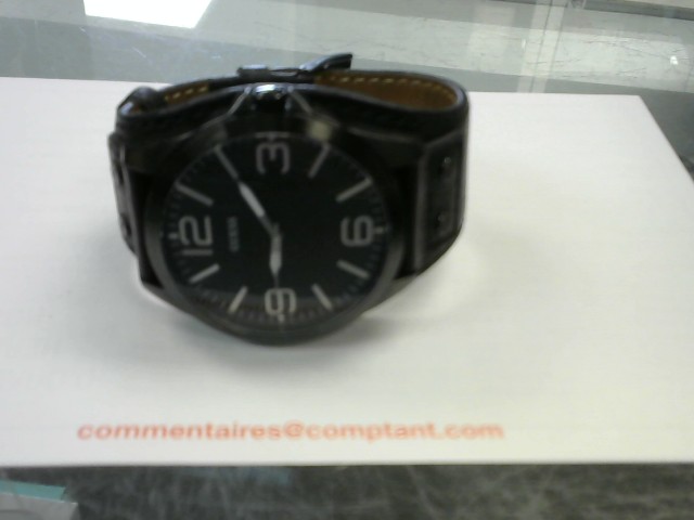 Montre bracelet en cuir