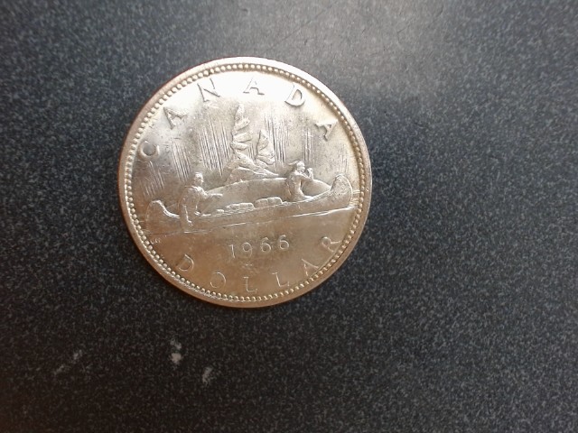 Piece en argent canadien 1966