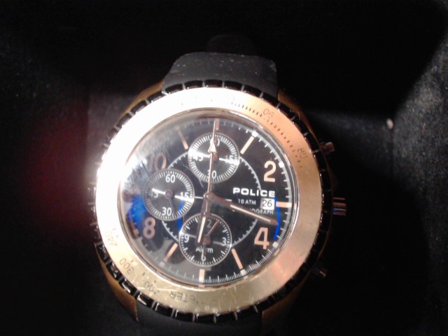 Montre pour homme police