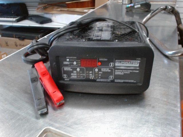 Chargeur de batterie serie atelier