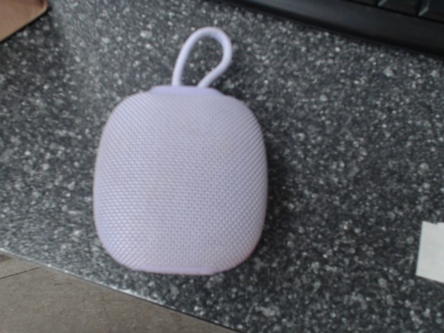 Speaker bluetooth rose