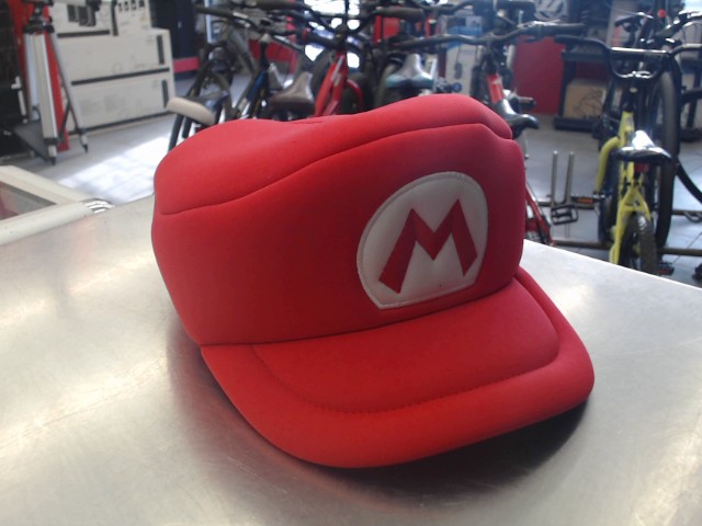 Casquette officielle mario