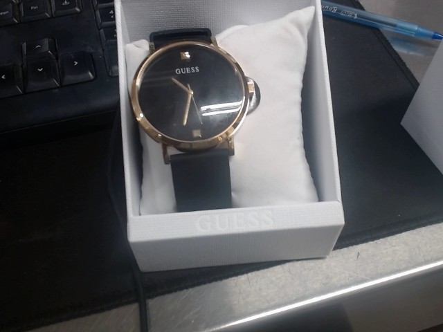 Guess watch white box