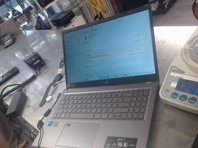 Gaming laptop 16gbram 512ssd pw1221