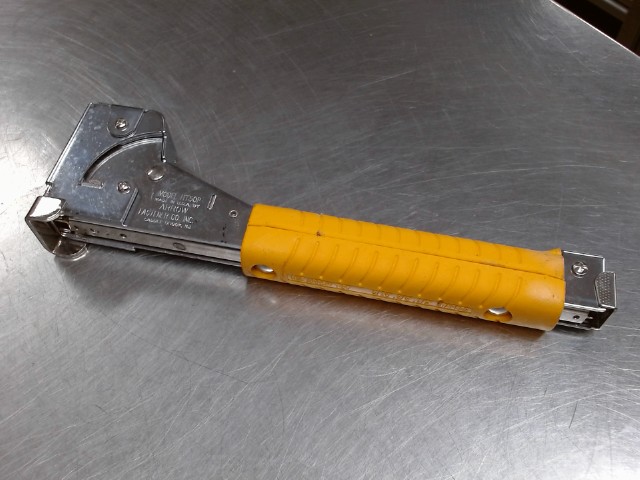 Tackeur jaune