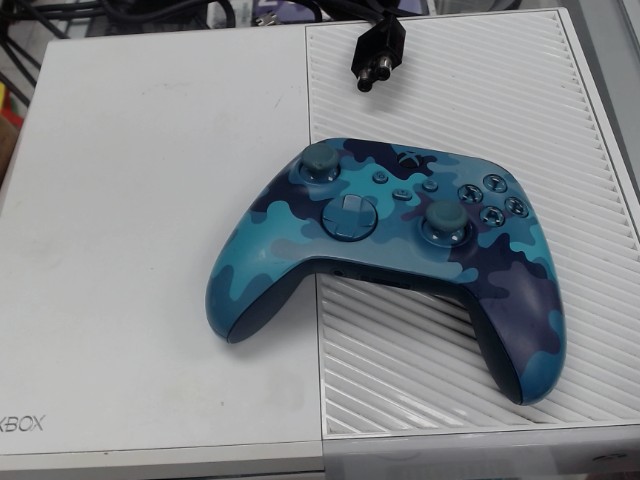 Xbox one console first gen