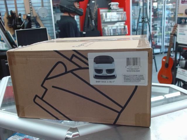 Booster pour bebe neuf en boite
