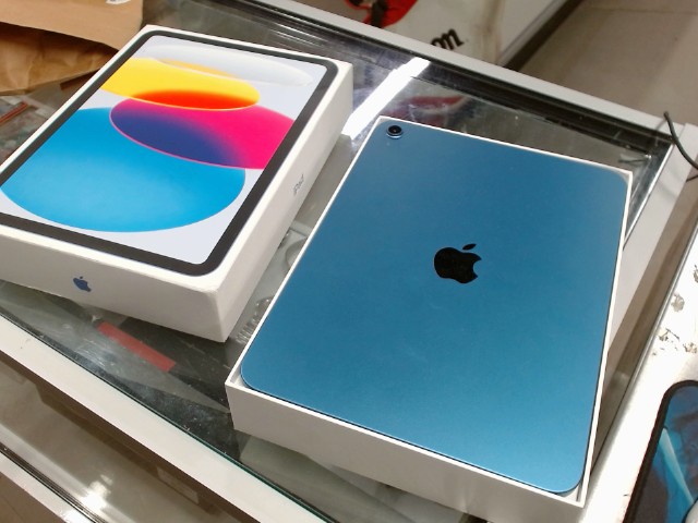 Apple ipad a16 11th gen 128gb