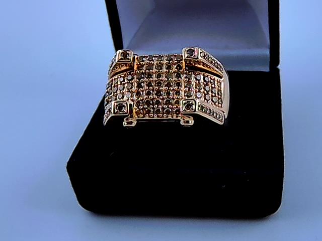 BAGUE EN OR 10KT AVEC DIAMANTS