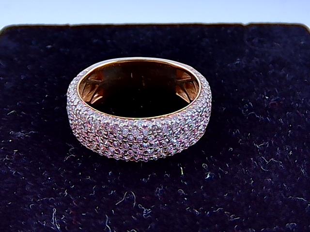BAGUE EN OR 10KT AVEC DIAMANTS