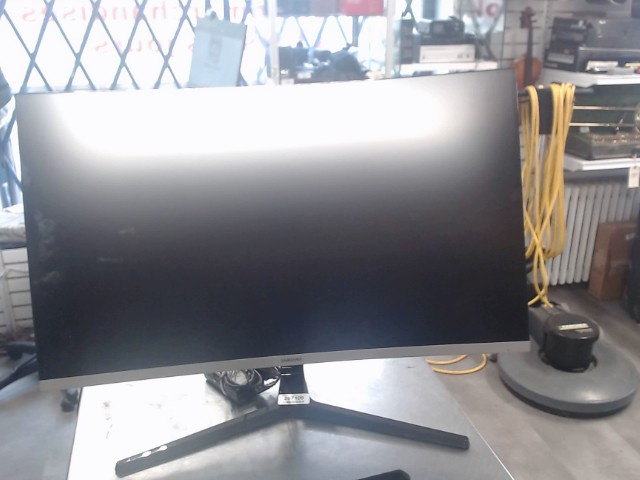 Curved monitor samsung