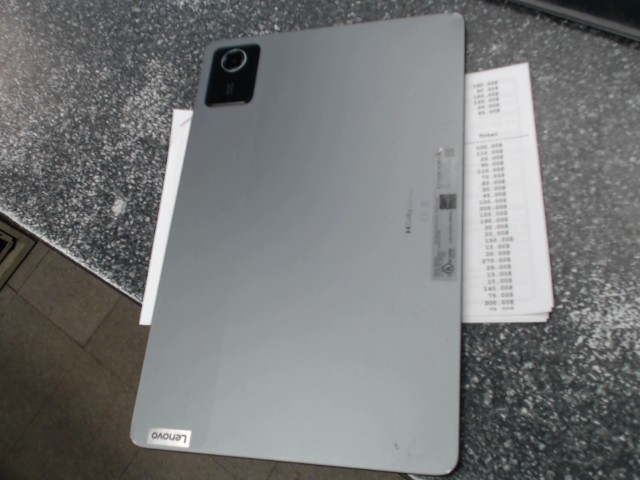 Tablette 11 pouces small crack