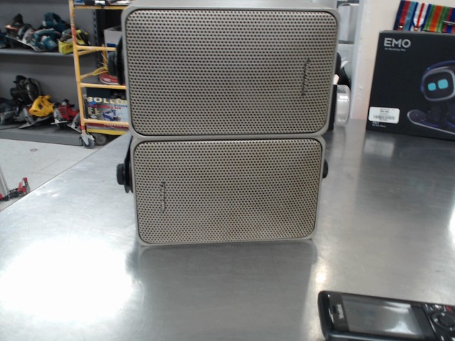 Realistic minimus 7 paire de speakers