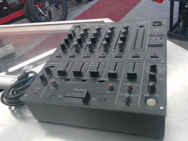 Dj mixer 4-channel pioneer
