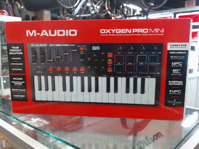 Oxygen pro mini 32-mini key usb midi